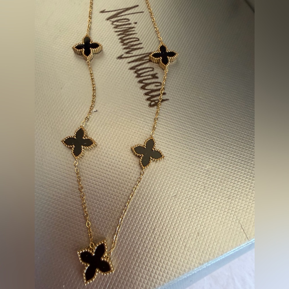 Venetian Princess Clover Necklace 18k